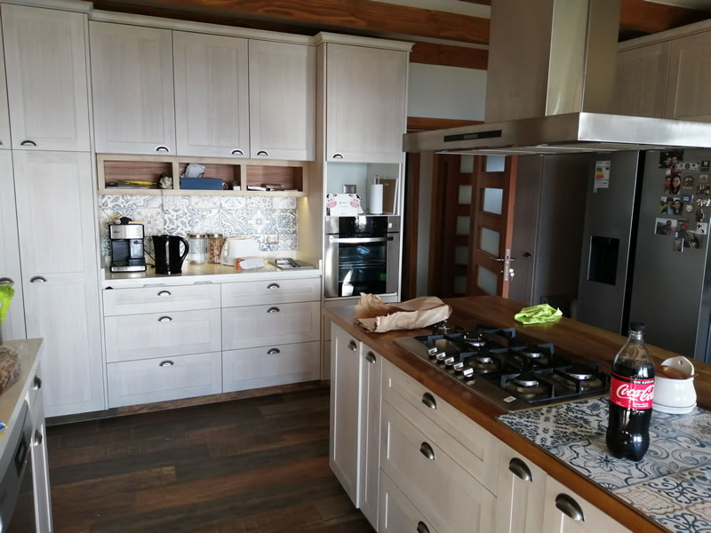 Domingo de León, portafolio de cocinas madera
