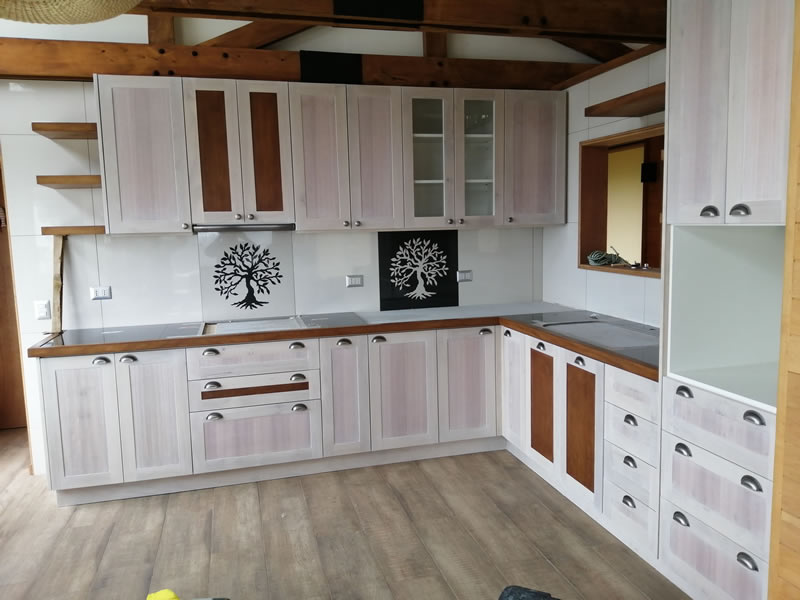 Domingo de León, portafolio de cocinas madera