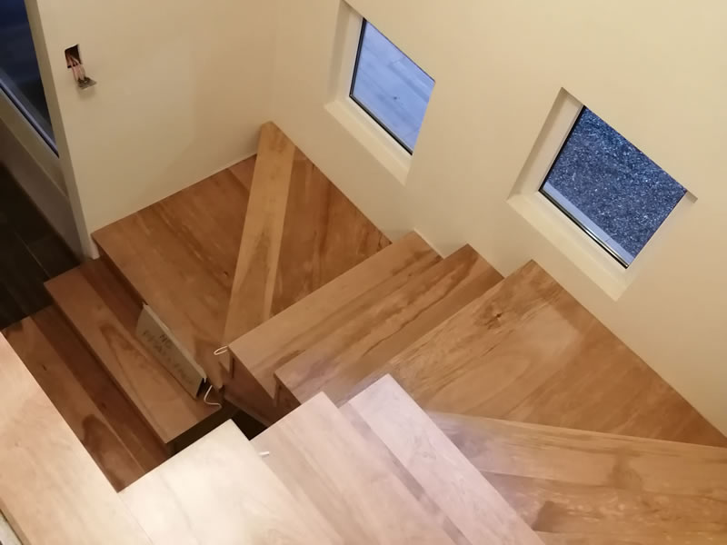 Domingo de León, portafolio de cajas de escalera